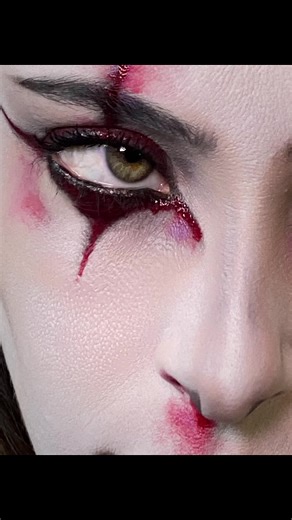 Se acerca octubre y empiezan los maquillajes divertidos! Los de Halloween #loserschallenge #halloweenmakeup #maquillaje #viral #parati