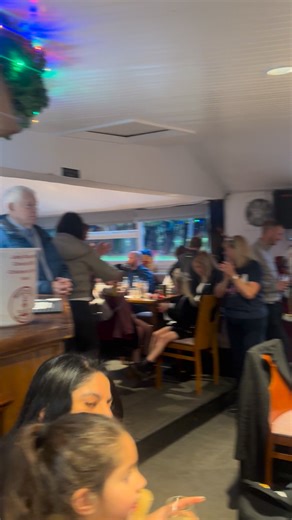 K I D S C H R I S T M A S P A R T Y 🎄🎅🏻🎁 And we are off!! Getting ready for Santa arrival!! #kids #christmasparty #waitingforsanta #merrychristmas #golfclub #AffordableGolf #castlehawk | Castle Hawk Golf Club