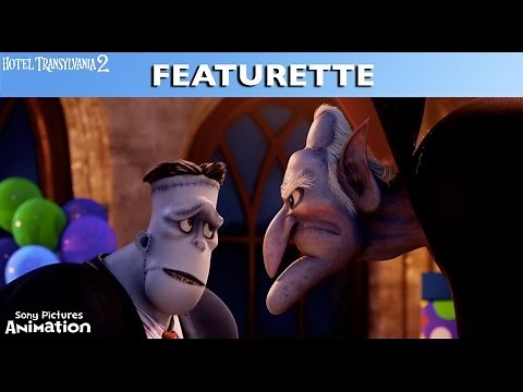 Hotel Transylvania 2 - Vlad's Dramatic Entrance
