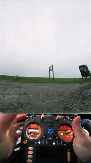 breath a fresh air #fpvfreestyle #fpv #fpvfreestyledrones #fpvdrone #drone @EXTREME RC Motor Christy Wong @ChatFPV @CaddxFPV @CADDXFPV Official thank u for support 🔥🔥🔥