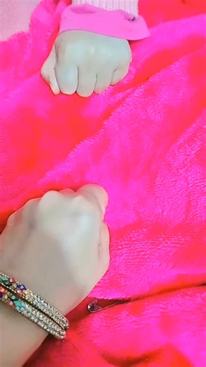 Maira Khan on Instagram: "Ek te pyar duja tere naal"