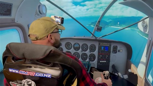 I’m loving bush flying in FS 2024. (Avenger 202 PRO) After binge watching some Trent Palmers videos I thought I’ll give it a go and I’m hooked. With the full surround the immersion is next level. I have another video filmed PoV. It was blowing 22 knots westerly over the hills and I’m really glad I wasn’t flying there in a real life because it feels just like that. If you think this is something you would love to have let us know #simpit, #projectionsurround, #avengerpro, #fs2024 | SimPit Surroun