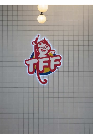 At TFF The Fried Rice King, it’s not just fried rice, it’s live teppanyaki on a blazing iron plate. High heat, smoky aroma, and bold wok hei flavor cooked fresh right before your eyes. What’s New on the Iron Plate Menu From juicy IRON PLATE PORK BELLY with crispy caramelized edges to tender, fragrant IRON PLATE CHICKEN and smoky IRON PLATE FRIED NOODLES WITH CHICKEN cooked live on the grill with every bite feels freshly made and full of flavor. Even the SISG and SISIG FRIED RICE hit hard (OUR PE