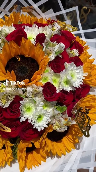 Exploring the Beauty of Fresh Flowers