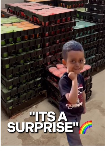 SURPRISE 😋🌈 Y’all know we stay stocked and ready for the fun and flavor! Don’t forget to grab yours today and tag 👏🏾#ammazincolorz #dixiecup #frozentreats #frozencups