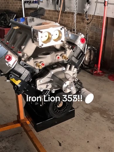 This 355 Holden Stroker will SCREAM at 7000RPM 😳🔥 VP Brock Race Car Build | Clunie Garage Nothing sounds tougher than a Holden 355 stroker winding out to 7000RPM 💪 This custom Holden V8 build by Clunie Garage features: • High lift hydraulic roller cam • High compression heads • Higgins race engine components • Fully balanced stroker rotating assembly • Built for our VP Brock ’93 Commodore race car On the engine stand it already sounds angry… wait until it hits the track 👊 If you love Holden 