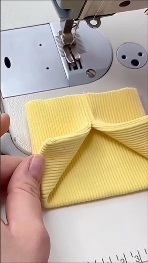 Easy DIY: How to attach cuffs like a PRO. #sewing #diy #usa #viral #рекомендации