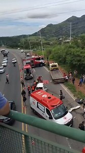 Acidente na Br 101 na serra sede imagens colaboradores | Tom Paparazzy