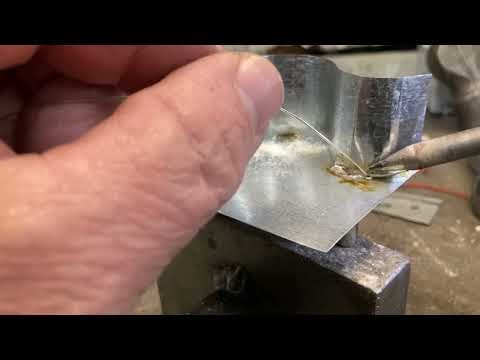 Soldering (galvanized steel) ‪@cowboymetalandwood4965‬