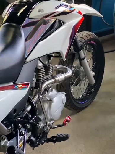 Mufla Completa para XR 150: Instalación y Beneficios