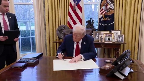 President Trump signs executive order on DEI policy, speaks on FAA, D.C. plane crash (Jan. 30, 2025)