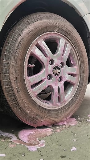 wheel cleaning #satisfying #detailingpodcast #automobile #carwashing #detailingcar