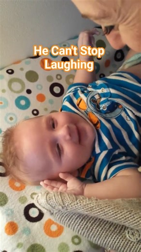 Baby vs Tickle Monster Mom #babylaughing #babyandmom #adorablebaby #babyshorts #babycommunication