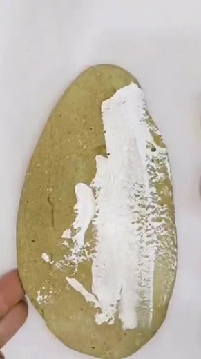 10K views · 369 reactions | Jesus Christ on the Cross Painting on Rock ✝️ | Little Rocks | Facebook