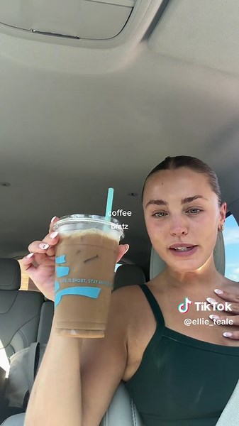 What I eat in a day 🤪 the turkey stick in the bathroom is crazy @Caribou Coffee @sweetgreen @Chomps #wieiad #wieiadrealistic #whatieatinaday