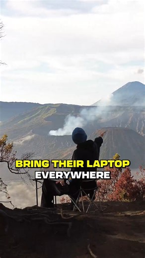 How to Multitask Properly💪💻 Join My Millionaire Challenge>> http://bit.ly/3LCZ5Dk . . #laptoplifestyle #tradefromanywhere #stockmarket | Timothy Sykes