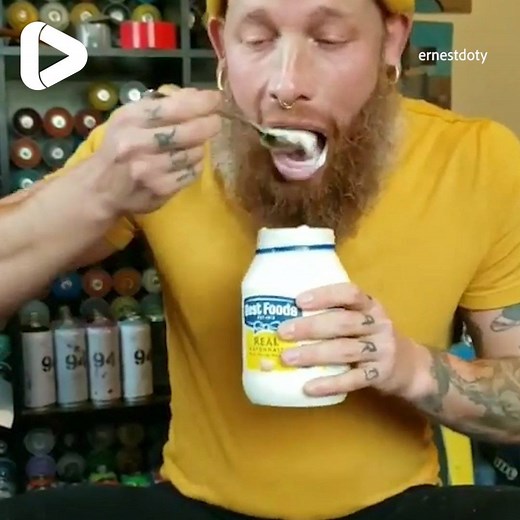 We all know someone who loves mayonnaise as much as this guy 😅 | IGV