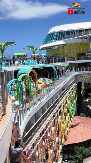 You Won't Believe How Many People Are On This Ship #iconoftheseas #cruise #wow