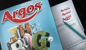 'One of my favourite childhood books is going out of print' - Twitter reacts to axing of Argos catalogue - Extra.ie