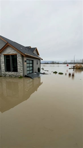 Lynden south of Judson street #flood #pnw #wawx #pnw | Whatcom County Weather