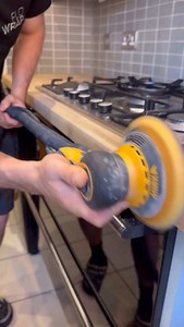 2M views · 2.3K reactions | VINYL WRAPPING A REAL WOOD COUNTER TOP 殺 #kitchenwrap #kitchenwrapping #homedecor #kitchendesign #smallbusiness #asmr | FLOWRAP | Facebook