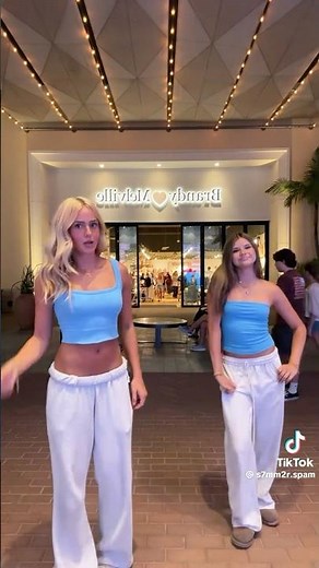 NOT MY PROBLEM DANCE!💗 #tiktok #tiktokdance #notmyproblem #brandymelville