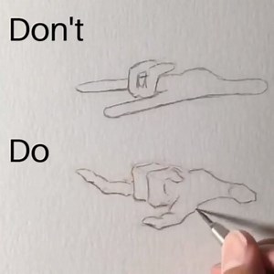 ZHC on Instagram: "Basic tips for drawing dynamic hands Also thanks so much for 270k☺️❤️ you guys are the best! Make sure you TAG friends in the comments👇👇 (This video is for drawing correct proportions and shapes for my comic book styled art and may not apply to other styles!!) Step 1 👉 When fingers are relaxed, they do not point straight out. Notice how the bent fingers look a lot more natural and a lot less stiff compared to the top Step 2 👉 Make sure you defin