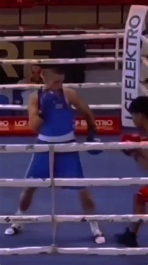 Fast boxing knockout #boxeo #boxer #boxing #jab #uppercuts #viral #hook #cross #yt #boxingtraining