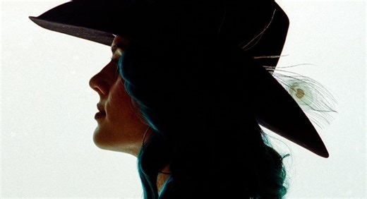 Shelby Stone Makes Her Presence Known With Red Dirt Rock & Roll Debut, ‘Silveryear’ | Whiskey Riff