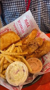 Raising Cane’s opens in Saginaw County