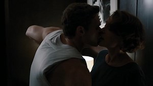 Bodyguard's Keeley Hawes gets steamy with Richard Madden