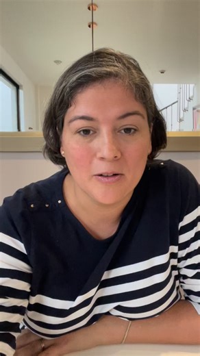 Una manera sencilla pero poderosa de explicar la depresión. . Favor obviar lo sexy que me quedan esos lentes 🤣 | Coach Caro Sanchez