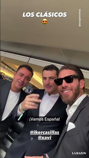 Sergio Ramos, Iker Casillas, and Xavi Hernández support the national team in the semifinal