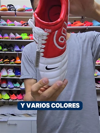 Zapatos deportivos disponibles en Quito, Ecuador