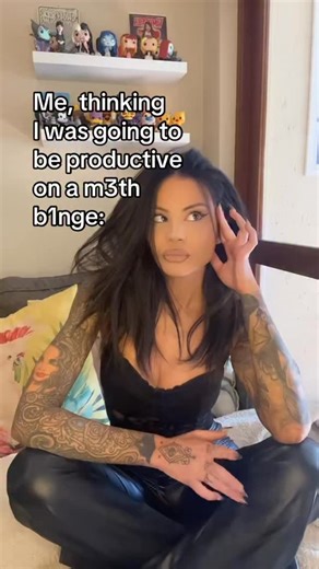 Toni Becker on Instagram: "I used to believe I was being productive. That M3TH was helping me clean, fix things, finally get my life in order. I’d spend hours organising, deep-cleaning, rearranging things in completely illogical ways. But in the moment, it felt like momentum. Like I was getting things done, even when none of it added up. Then the sleep starts to disappear. One night turns into three. Without rest, the brain becomes overstimulated and dysregulated. That’s when the hallucinati0ns