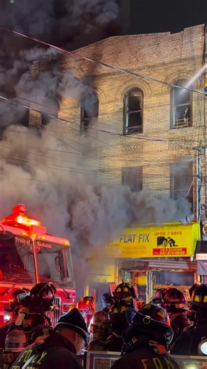 FDNY Response Videos on Instagram: "Tower Ladders go to work at Queens 3rd Alarm box 4085. FDNY battles heavy fire throughout a 3 story mixed occupancy with a 1st floor tire shop."