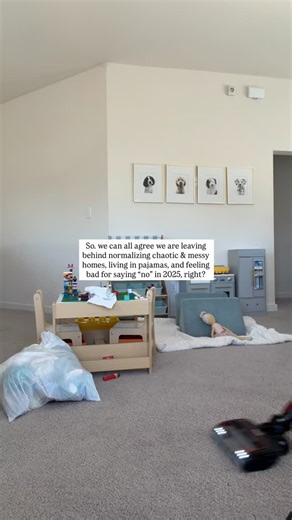 Like, common baseline for 2026, right? Double tap if you’re with me.😉 And hi 👋🏻 This account is for mamas looking for encouragement from somebody who isn’t afraid to talk about the hard parts of life honestly BUT we aren’t staying there and turning it into our filter. We laugh, we have fun, we say sorry to our kids, and we always point back to Jesus. If this sounds like a place for you, click follow @hannahmcmorrison and join the journey in the nicest corner of the internet. | Hannah Morrison