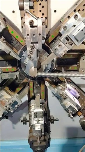 High Quality Spring Making on CNC Machine #cncmachin#machine #automobile Like 👍 Share ❤️ Subscribe 🔔