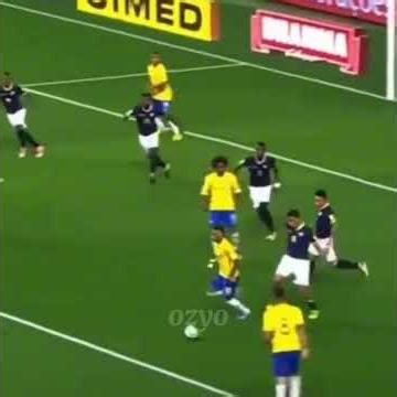 p4 fais un édit sur la musique de votre choix aujourd'hui c'est serrure 5 de larvfleuse roh roh