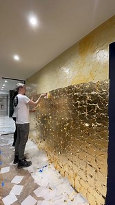 Would you have a textured gold wall?✨This one was for a commercial space but I think would look great in a kitchen or living room as well 👌 where would you have it? And could be copper or silver instead 🤔#impastoplaster #impastopainting #texturedwalls #goldwall #goldmural #goldleaf #gilding #gildedwall #blanddesign #danielbland #ukartist #ukmuralartist #muralartist #wallmural #goldmural #golddecor #bespokewallcoverings | Bland Design