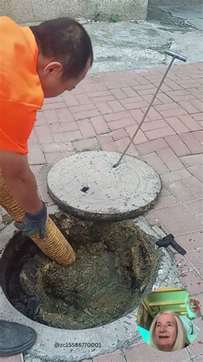 Cleaning a neglected septic tank #deepcleaning #drainage #satisfying