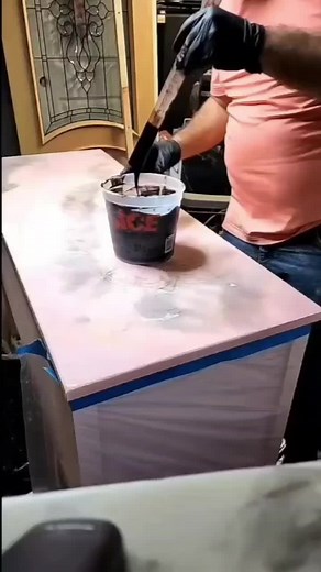 Creative Pouring Techniques: Mixing Paint on Countertops