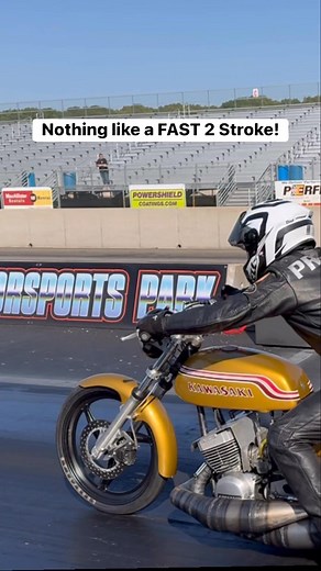 Nothing Like a FAST 2 Stroke!! | CycleDrag