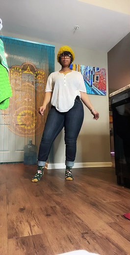 The foot work not foot working. I’ll get it someday. 🤣🤣 #viral #foryou #ghettotypebroad #projectpat #memphis #fyp