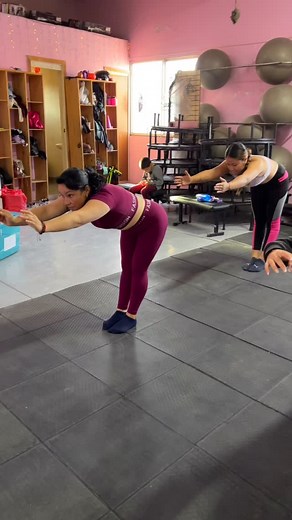 Si no sabías qué día darte un break y sentirte increíble… son martes y jueves 😌 Clases de flexibilidad 8AM, 6PM y 8PM — perfectas para liberar tensión, mejorar tu movilidad y cuidar tu cuerpo. Tu cuerpo te lo va a agradecer 💕 #FlexLiberty #StretchDay #FlexTime | Liberty Pole Fitness & Training