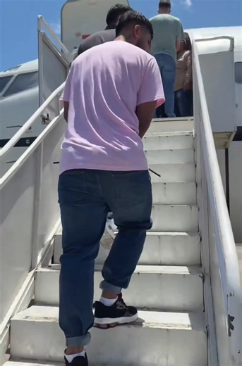 Never Forget when El Salvador’s President Nayib Bukele handed over 238 Venezuelan nationals in exchange for every American citizen held hostage in Venezuela Thank you Bukele ❤️ | What’s Right