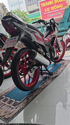 HONDA SONIC 150R FI Review and Features