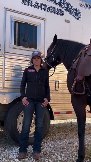 🌟Basic Horsemanship and Barrel Racing Tips Series🌟 Presented by Teton Ridge Brought to you by the barrel racers of Teton Ridge: Sherry Cervi, Brittany Pozzi Tonozzi, Lisa Lockhart, and Hailey Kinsel • • • If you’re a first time or prospective horse owner, or looking to freshen up your toolbox on tips to keep you and your horse safe as you build a working relationship together, this series is for you! Enjoy a weekly, free tip on the basics of how we work with our horses. This week’s tip by @hai