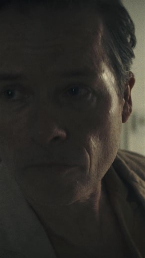 5.6K views · 1.9K reactions | Esta miniserie relata la verdadera historia de Kim Philby, el agente doble soviético más famoso de la historia, y su amigo y compañero de espionaje Nicholas Elliott. ¡La Guerra Fría nunca fue tan personal!  ️‍♂️A Spy Among Friends Ep.1 Jueves 6 Capítulos estrenos todos los jueves  22hs  20hs #FilmAndArts #ASpyAmongFriends #SerieEspias #GuerraFria #Estreno | Film&Arts | Facebook