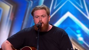 Andrew Hindson Had The Judges And Audience In Stitches As He Hilariously Sang | World Best Talent